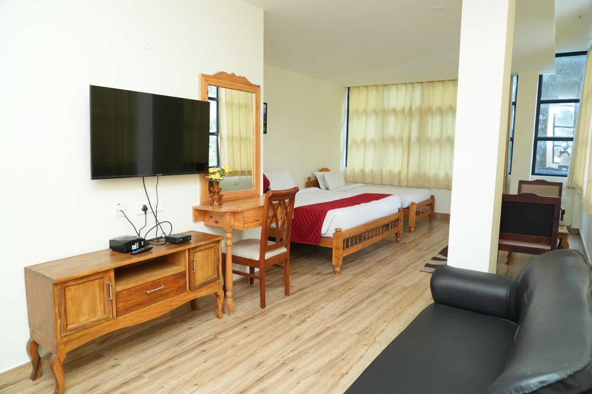 Vetrivel International By Brown Tree Resorts コダイカナル エクステリア 写真